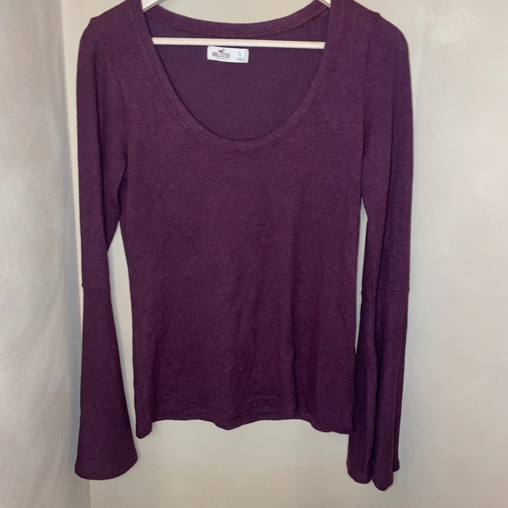 hollister purple bell bottom sleeve shirt